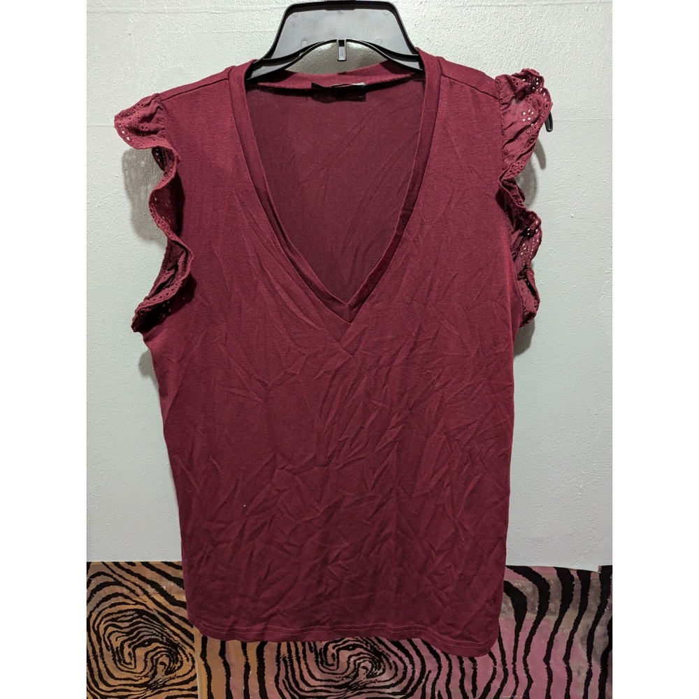 Shein womens M burgundy V-neck eyelet lace short sleeve t-shirt top